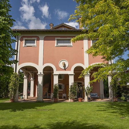 Villa Matildis โมดินา ภายนอก รูปภาพ